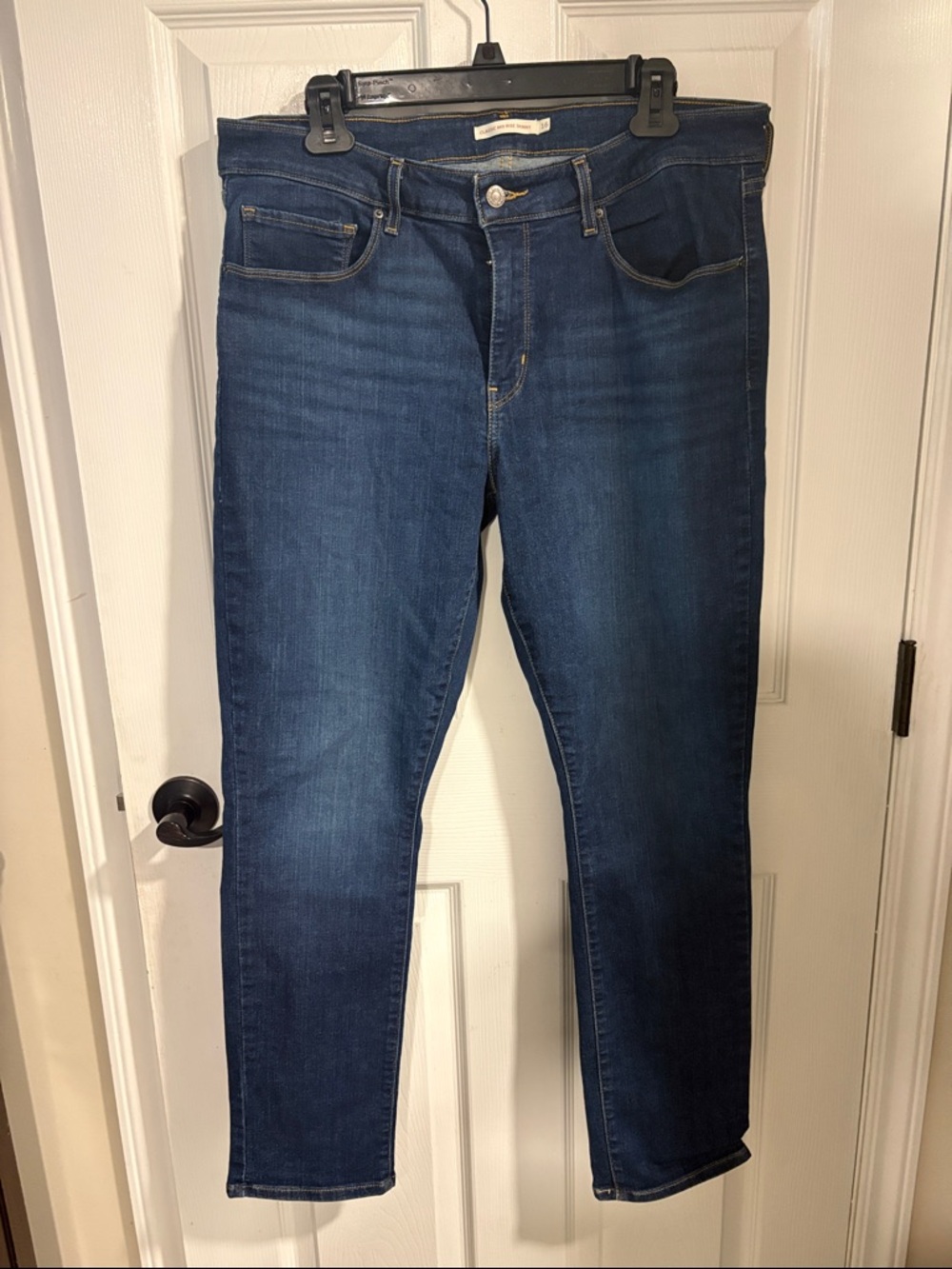 Levi's Women's Classic Mid Rise Skinny Jeans 👖
